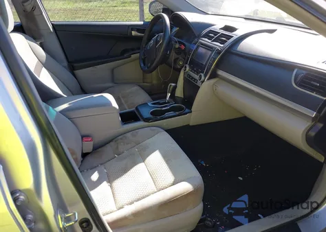 2014 Toyota Camry L z USA, uszkodzony, nr VIN 4T1BF1FK2EU859639